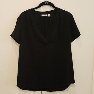 Black Halogen V-Neck Short Sleve Blouse w/details